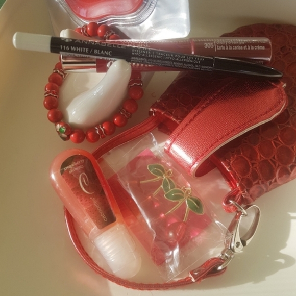 🍒🥧 Wild Cherry Gift Set - Picture 7 of 8